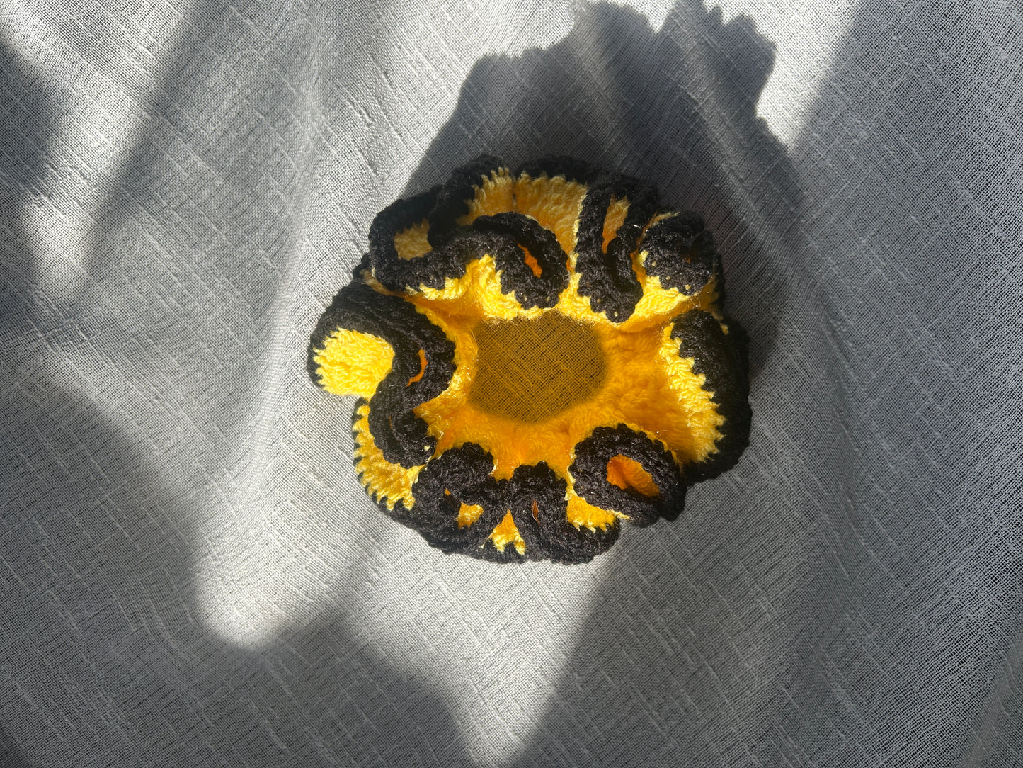 (NKBRND Scrunchy - Zuri Jumbo